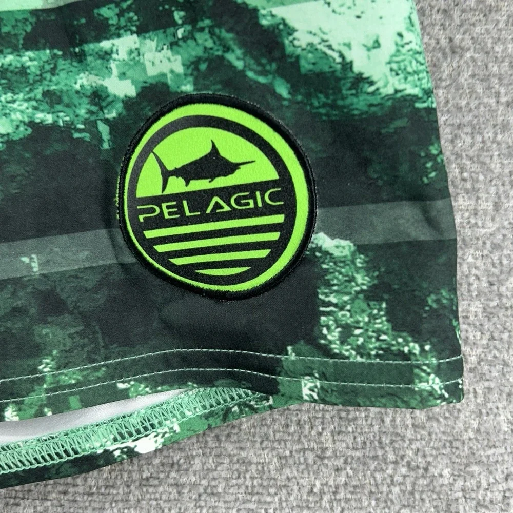 Pelagic Argonaut Boardshorts Men Size 38 Green Stripe Coral Camo Beach Fishing